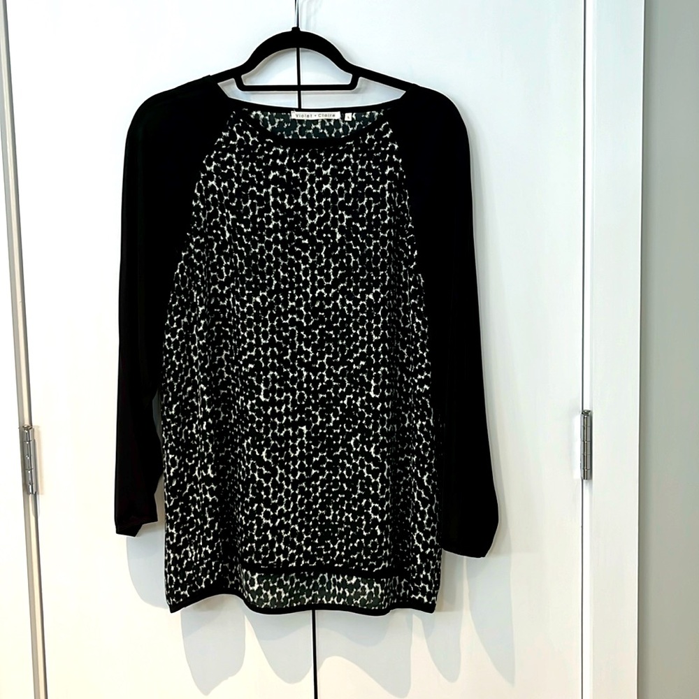 Violet + Claire ladies top
